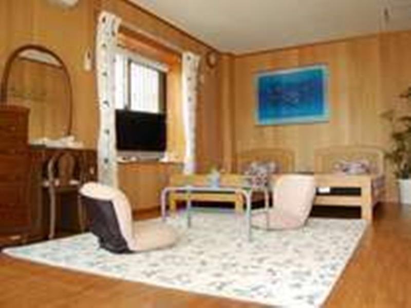 Minshuku Shizu Hotel Onna Bagian luar foto