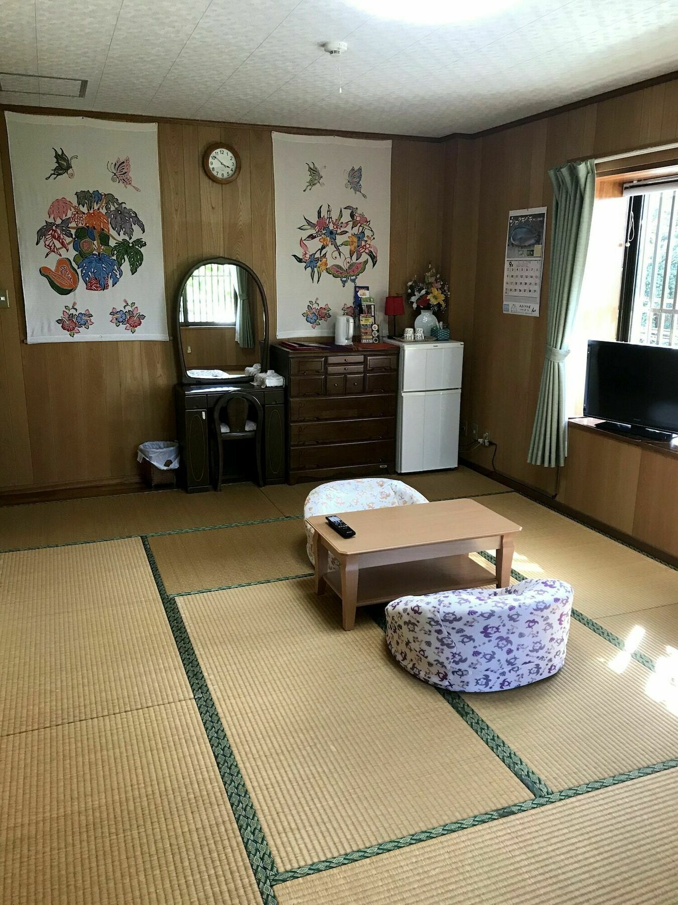 Minshuku Shizu Hotel Onna Bagian luar foto